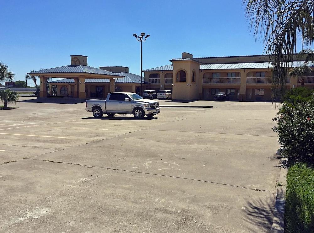Americas Best Value Inn Bishop Kingsville photo 7