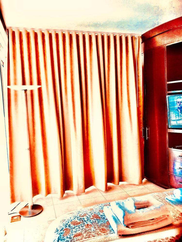 De Soleil Hotel on Ocean Drive photo 6