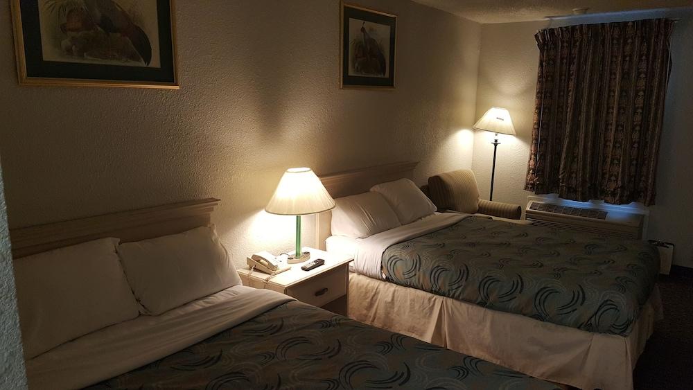 The Brooke Hotel photo 25