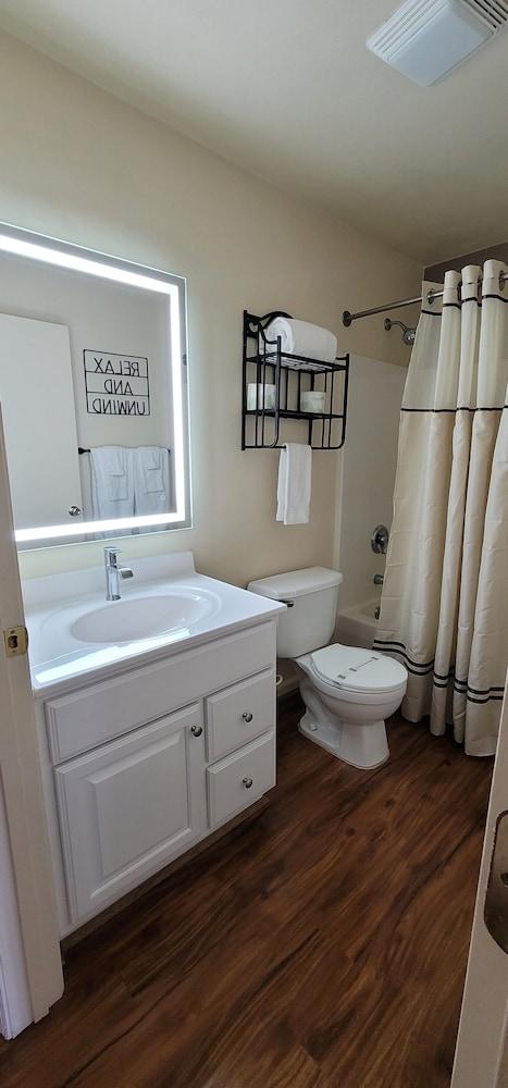 Affordable Suites of America Harrisonburg photo 55