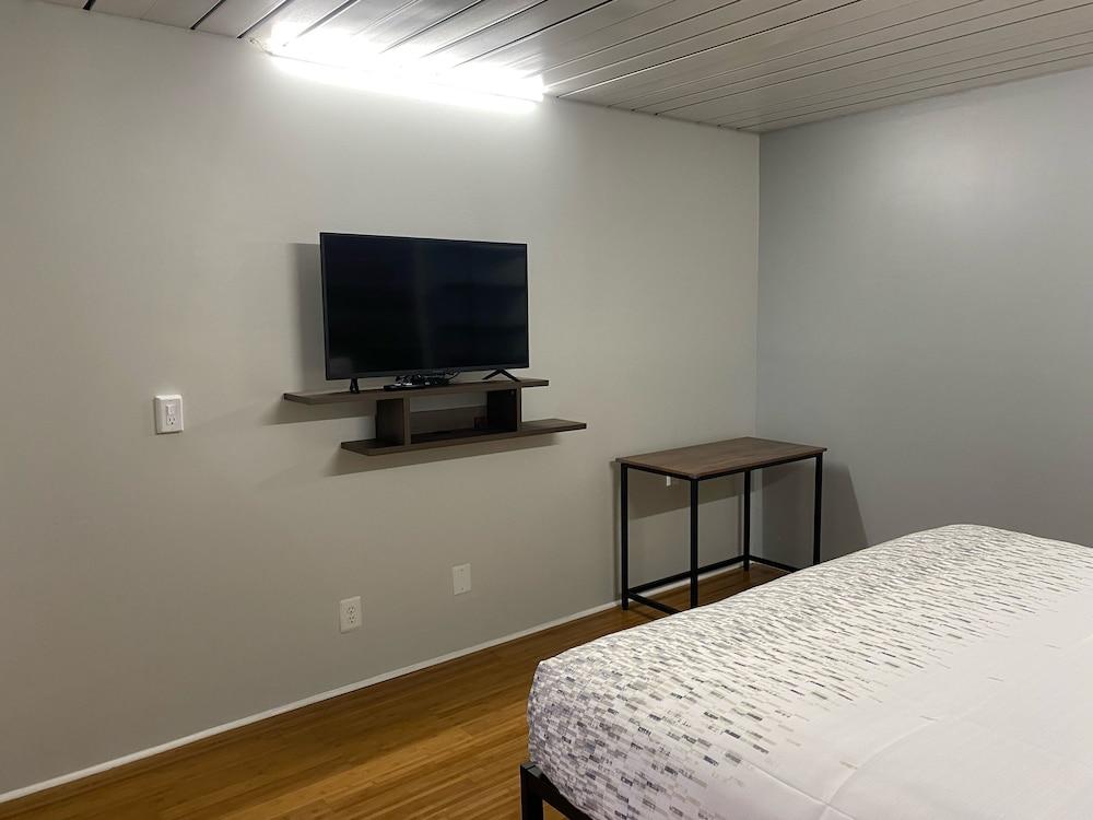 Discovery Inn Macon photo 7