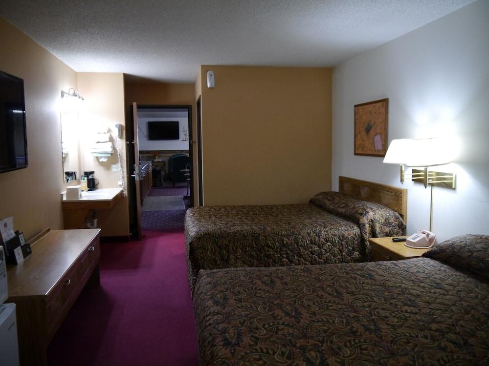 Westwood Inn & Suites Kimball I 90 photo 8