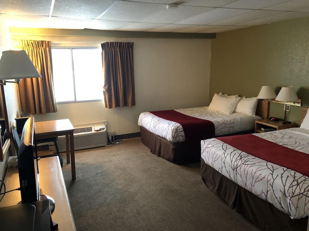 Northern Lights Inn Rugby photo 24