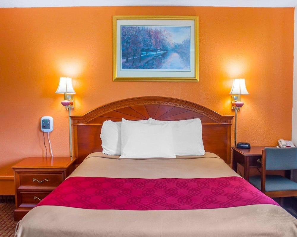 Econo Lodge Cuba I-86 photo 6