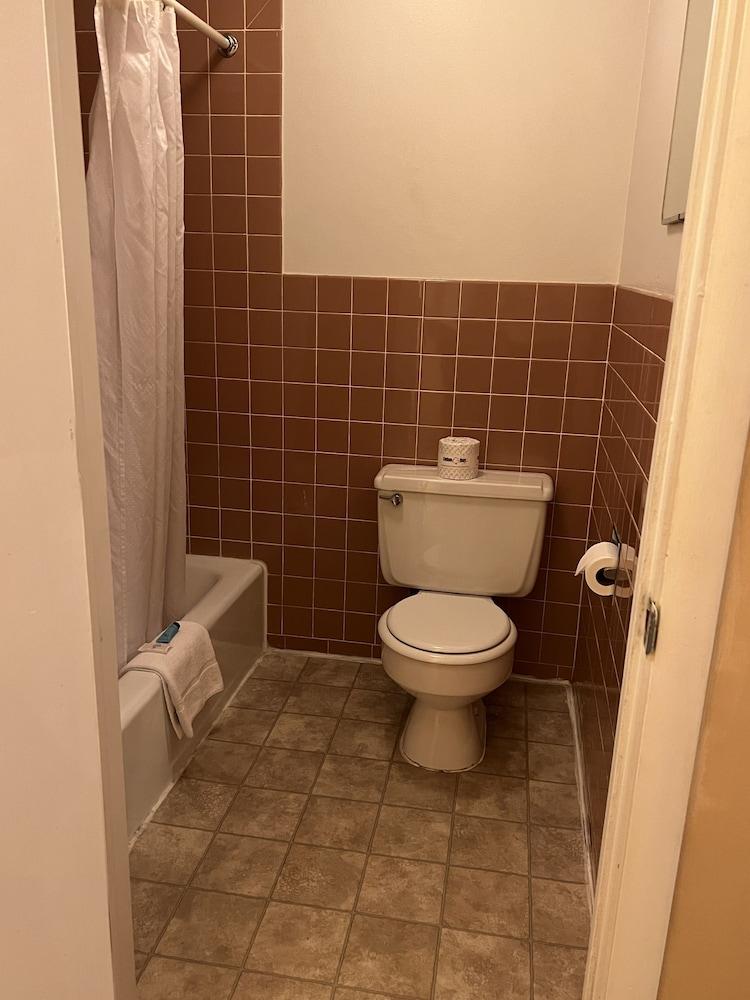 Silver Spur Motel photo 4