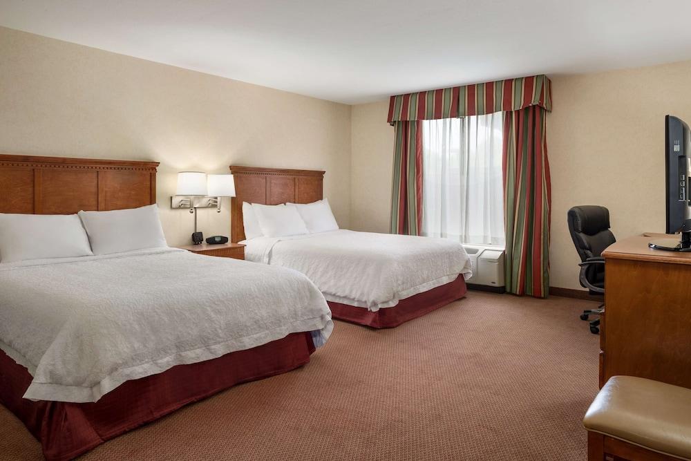 Hampton Inn Belle Vernon photo 50