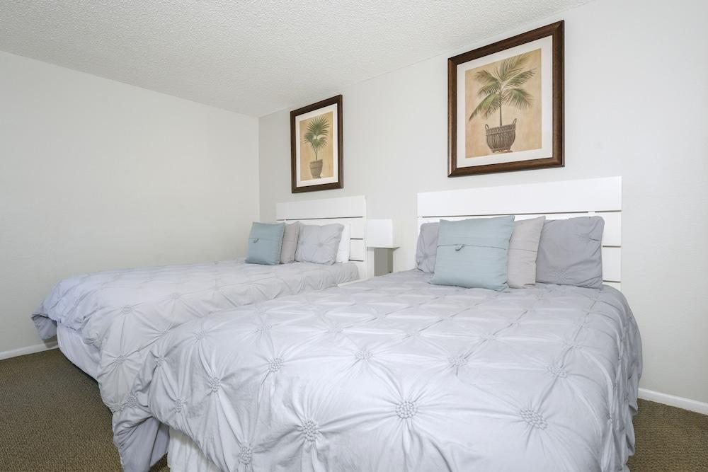Parc Corniche Condominium Suite Hotel photo 48
