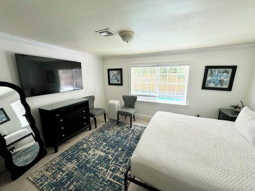 Inn On The Drive ( Adults Only) photo 48