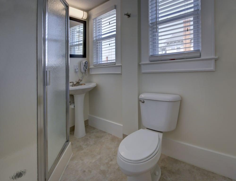 The Wellington Hotel & Suites Oceanblock photo 45
