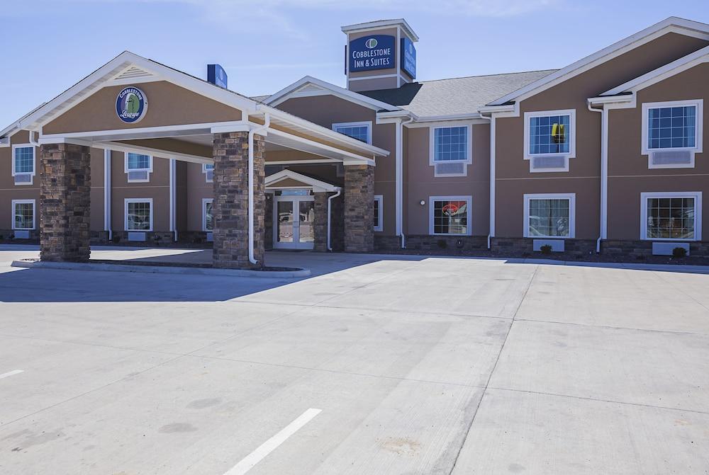 Cobblestone Inn & Suites - Altamont photo 17