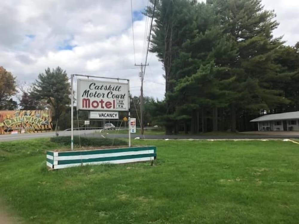 Catskill Motor Court Motel photo 40