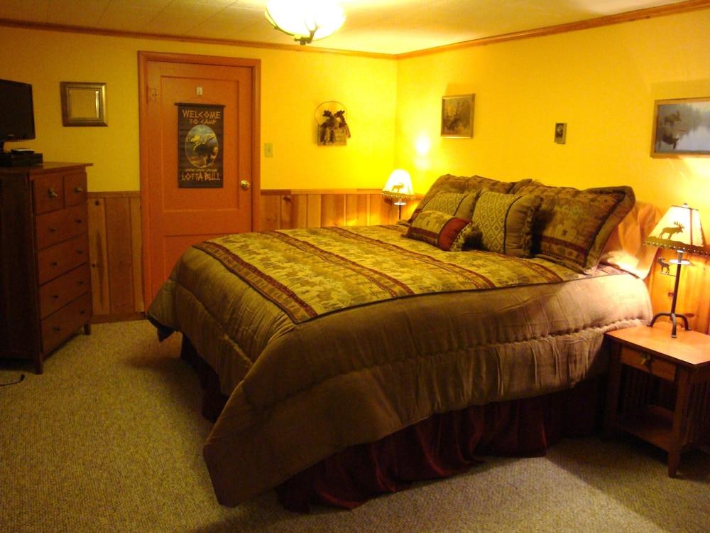 Yellowstone Wildlife Cabins photo 27
