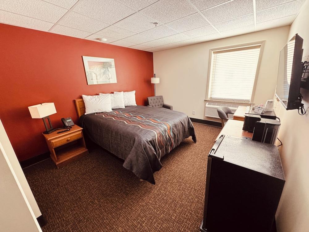 Red Rock Hotel & Suites photo 14