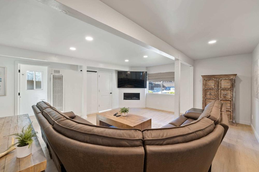 South Lake Chalet photo 39