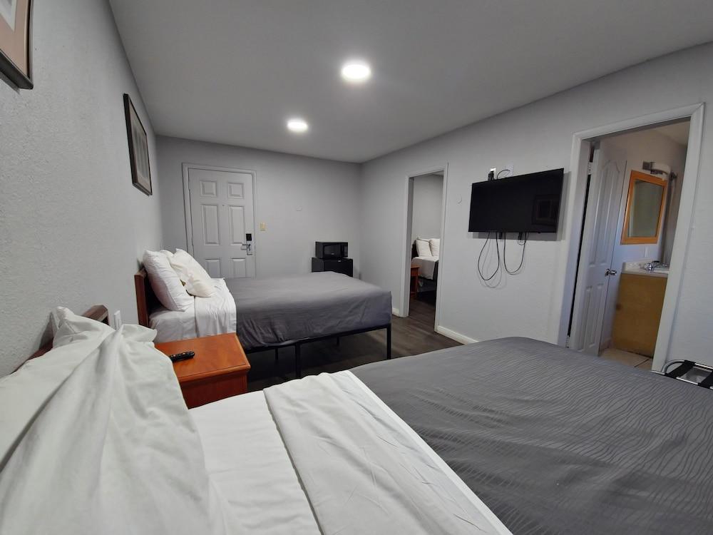 The L Motel photo 4