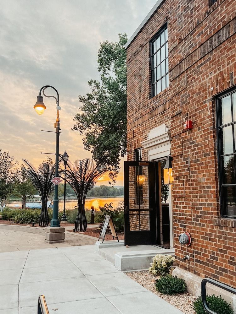 Hatchery Riverside Hotel & Event Venue photo 25