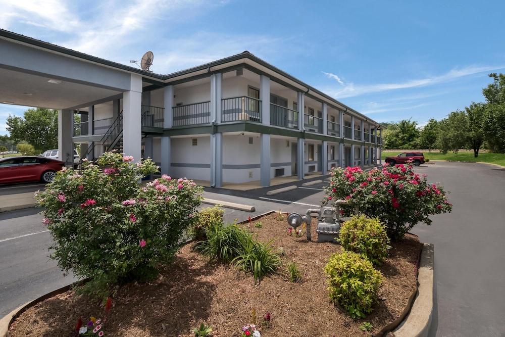 The Jewel Motel photo 16