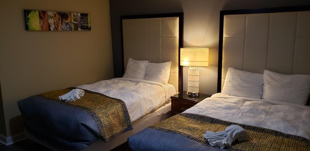 Regency Inn photo 6