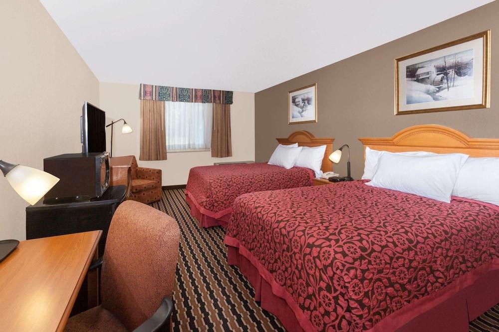 Days Inn by Wyndham Albion photo 9