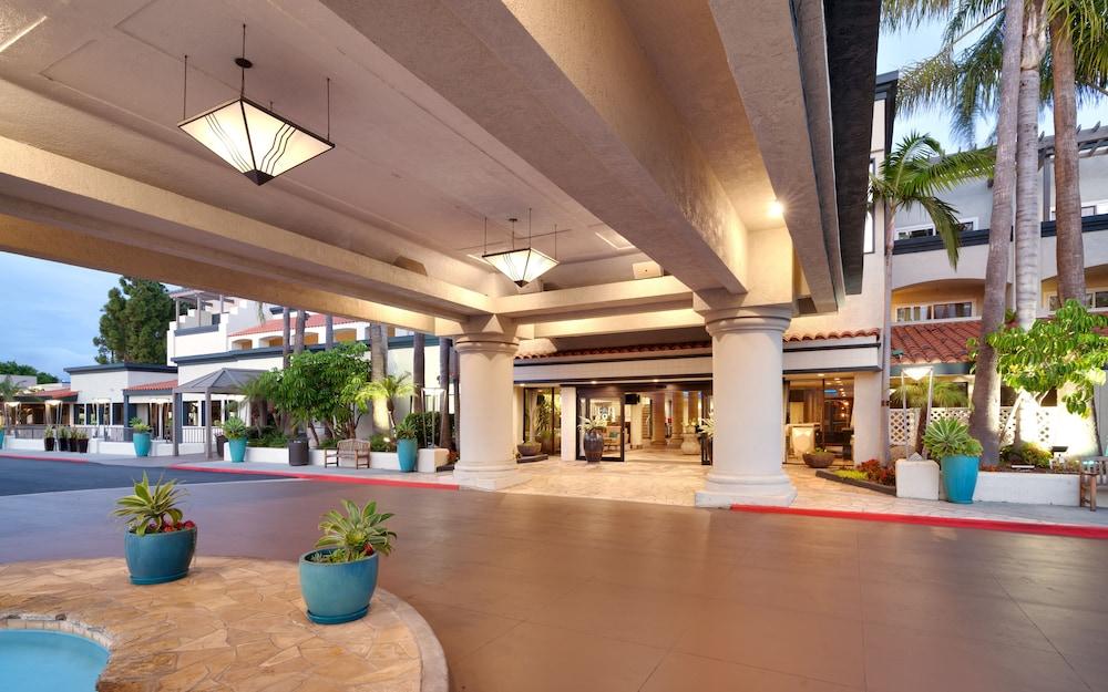 Atrium Hotel at Orange County Airport photo 6