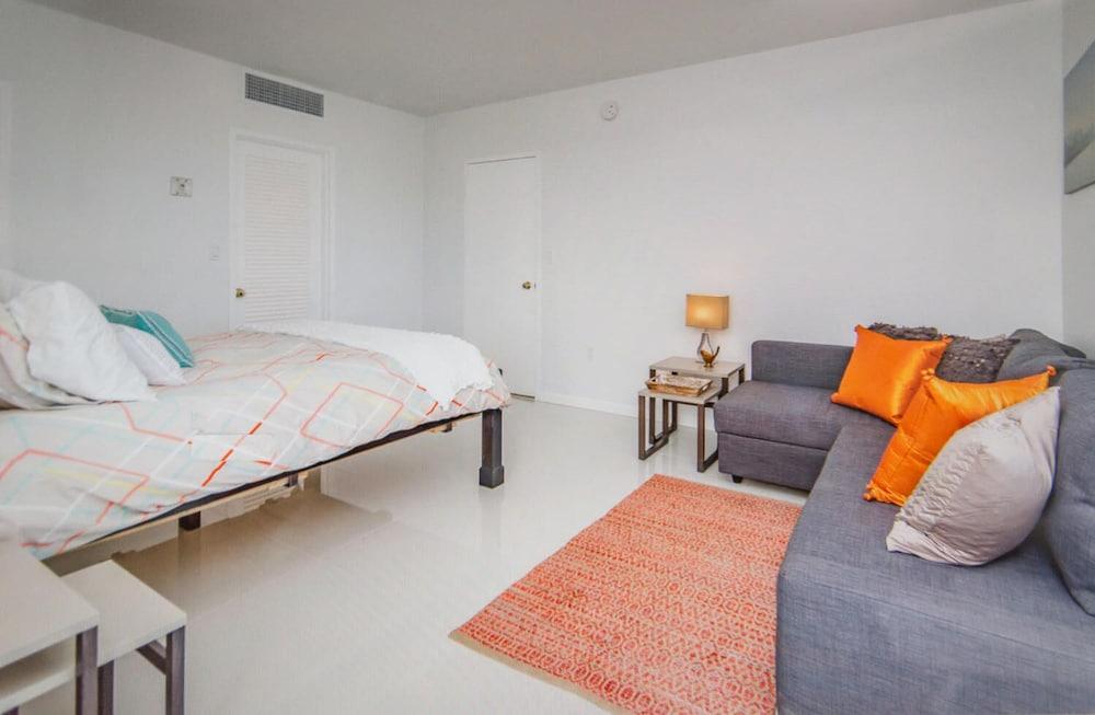 Ocean Manor Rentals photo 85