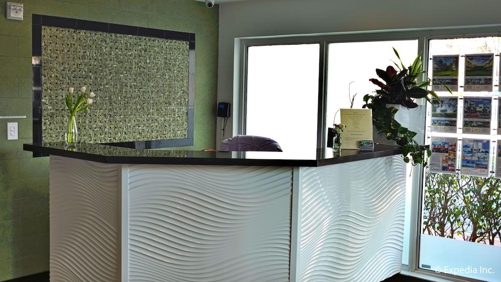 Suites on South Beach photo 7