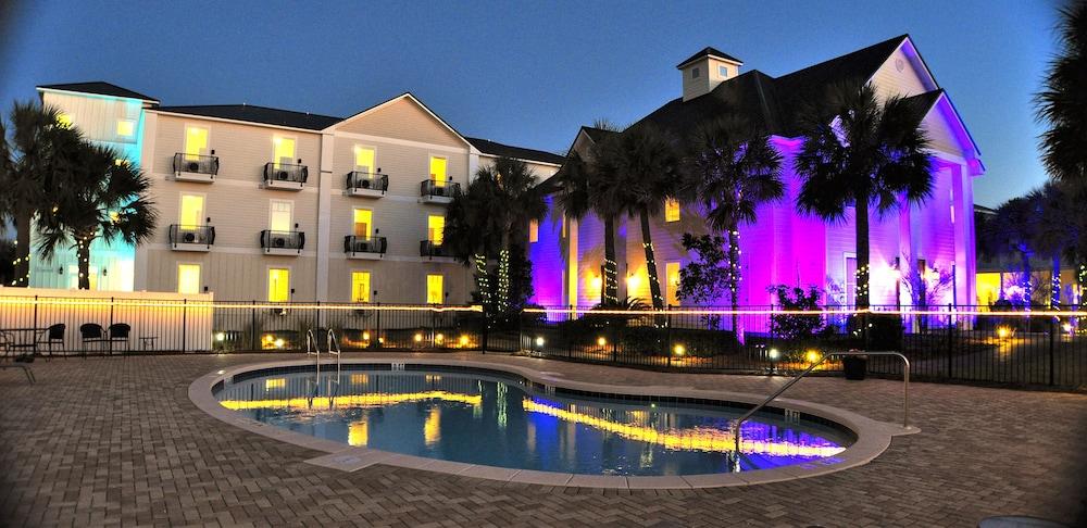 30A Inn & Suites photo 87
