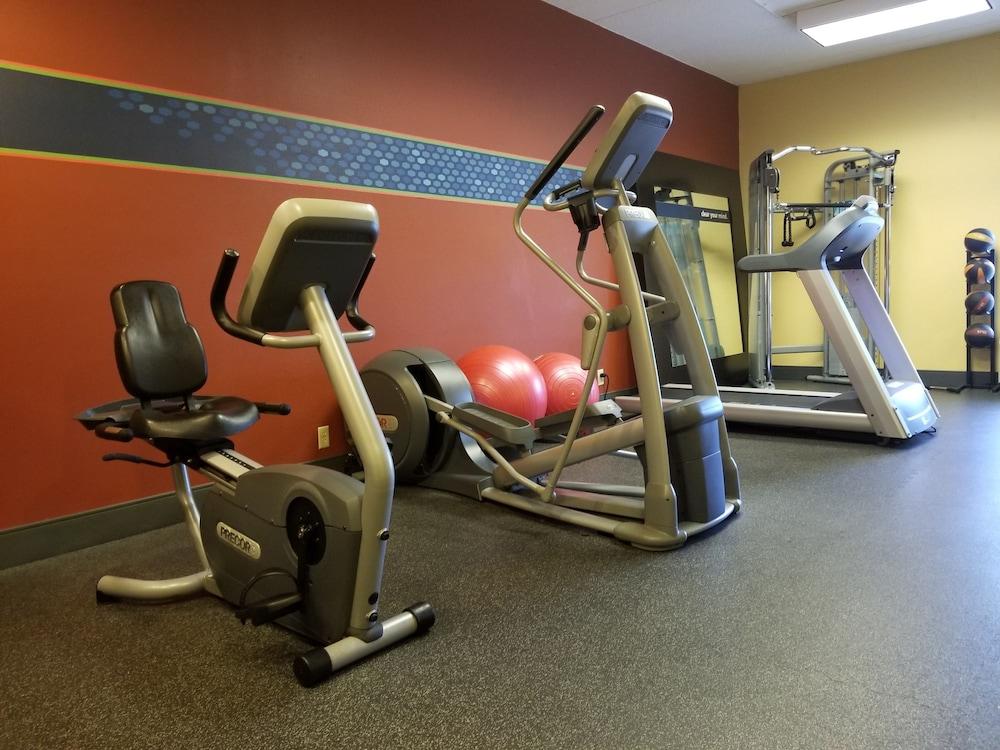 Hampton Inn by Hilton Clarksville photo 27