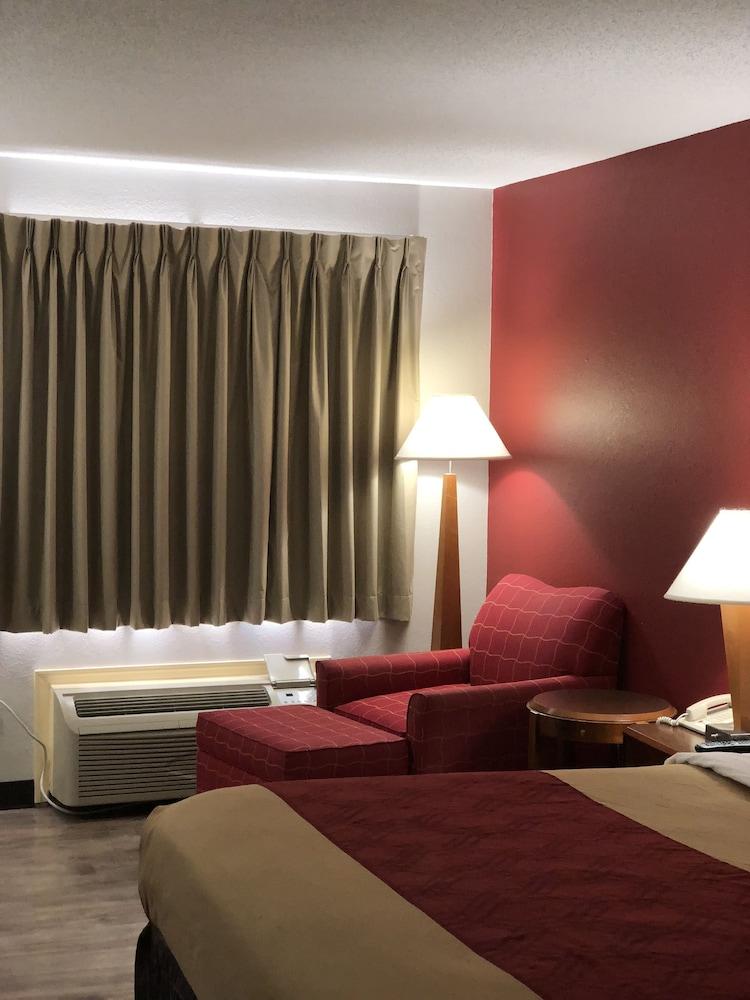Econo Lodge Athens I-75 photo 6