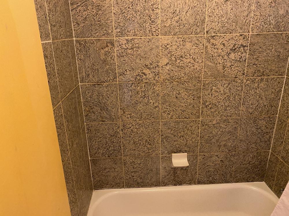 Budget Inn of Jasper photo 7