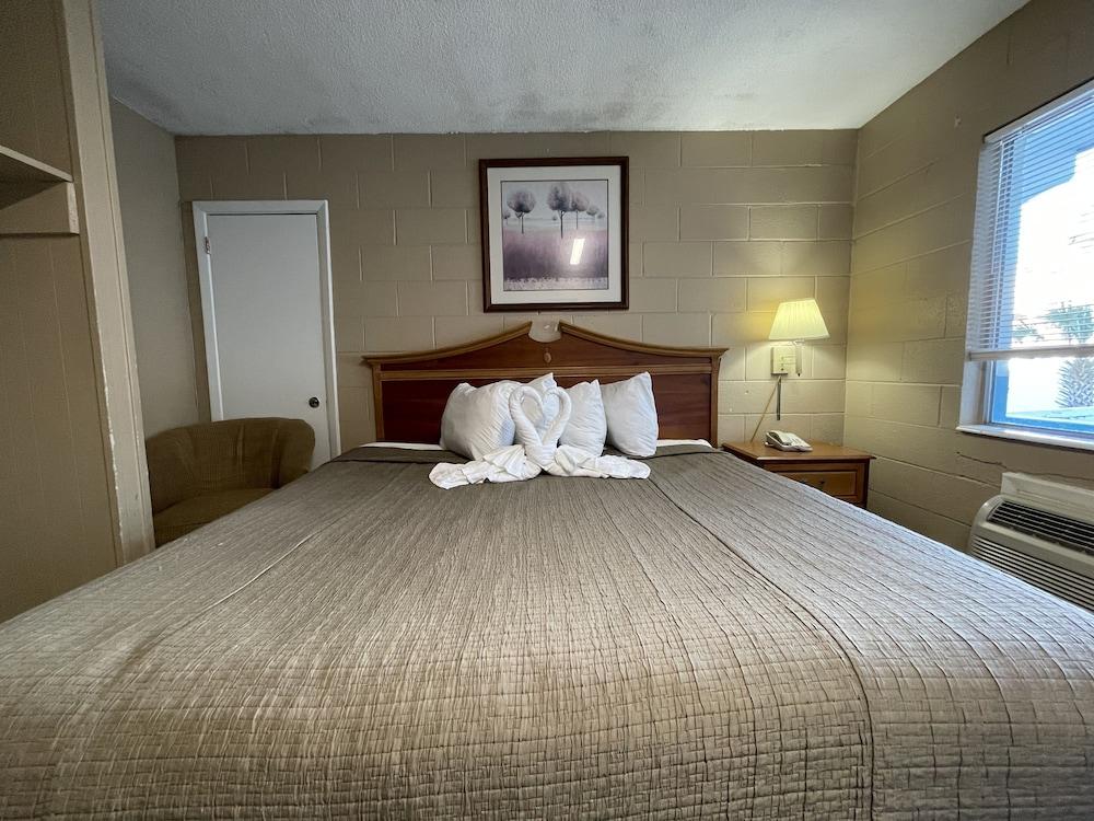 Polynesian Beach & Golf Resort photo 8