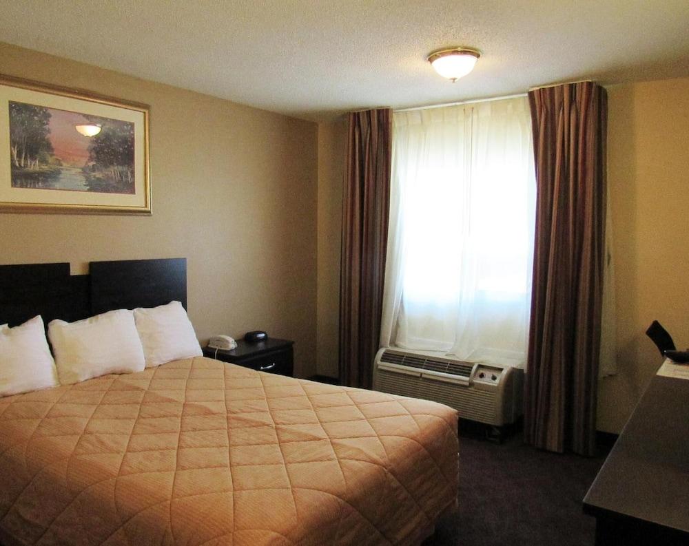 Red Rock Inn photo 13
