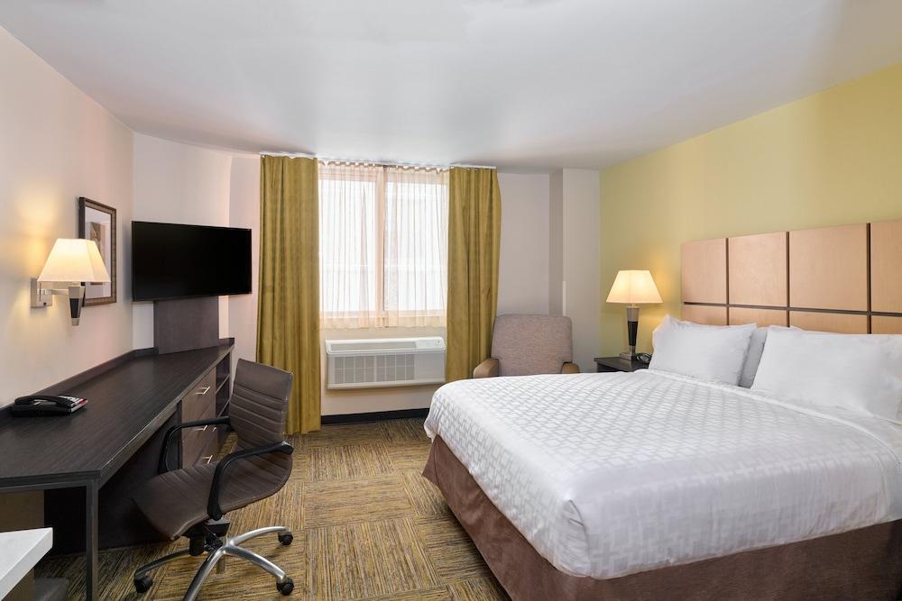 Candlewood Suites New York City-Times Square by IHG photo 13