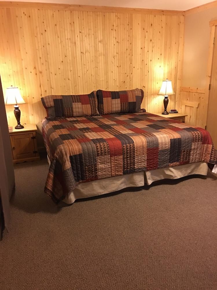 Hotel Expedition photo 34
