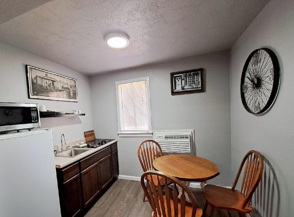 Buffalo Lodge Bicycle Resort photo 69
