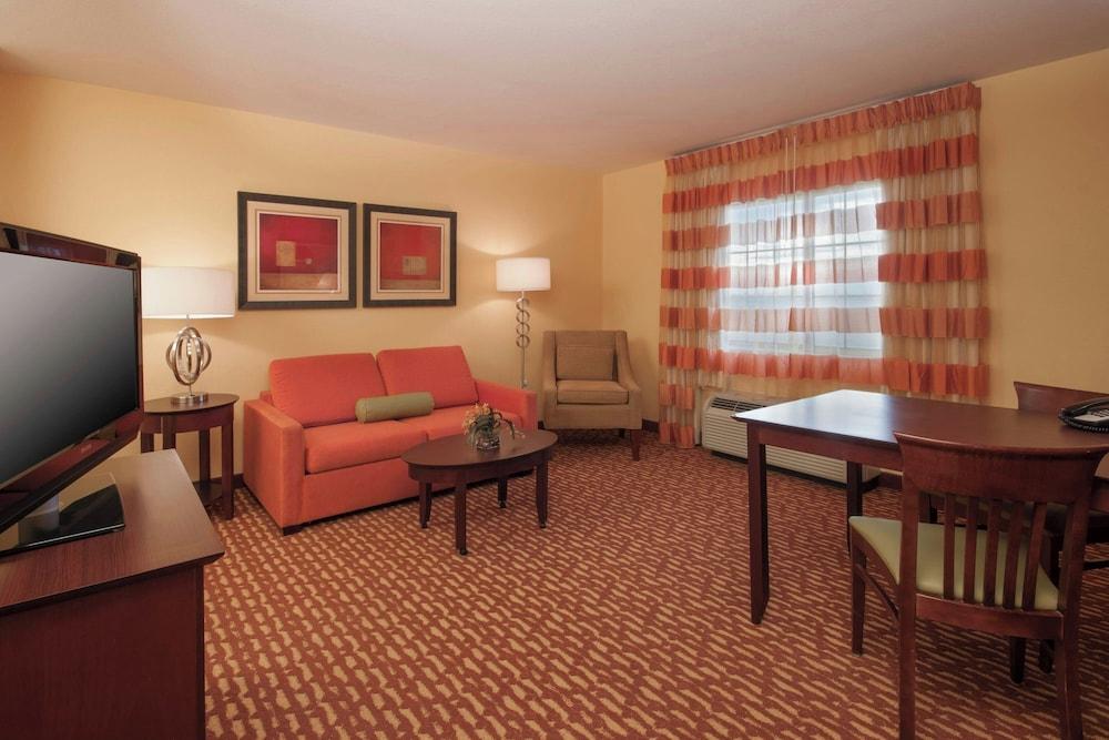 TownePlace Suites Marriott El Centro photo 21