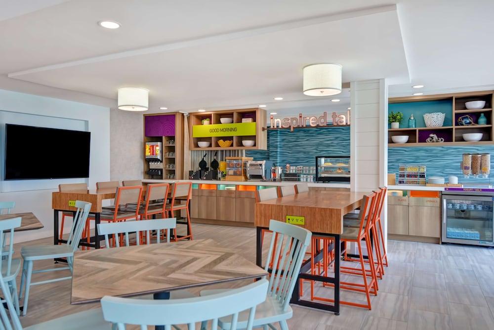 Home2 Suites by Hilton Ormond Beach Oceanfront photo 38