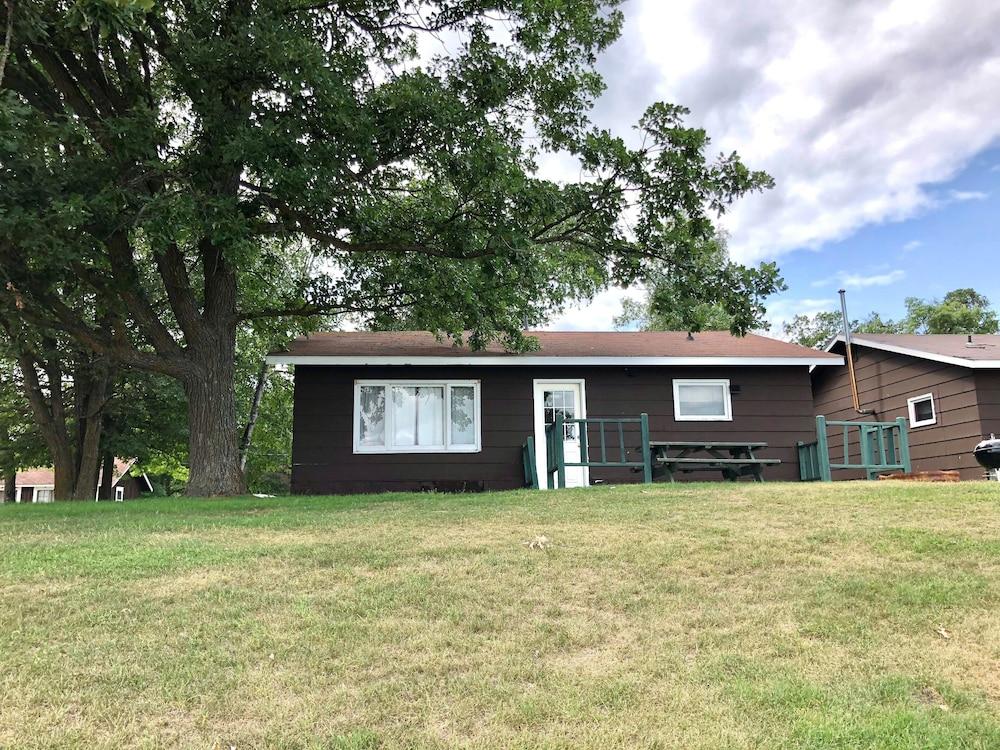 Sportsman's Lodge photo 15