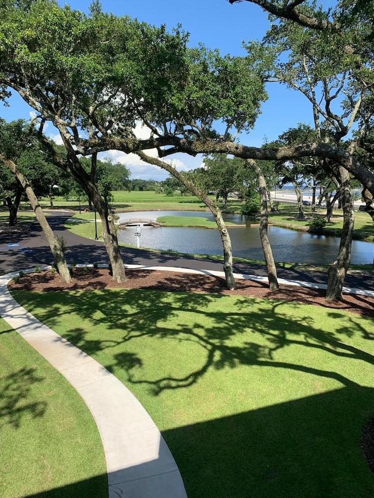 Oasis Resort Gulfport photo 11