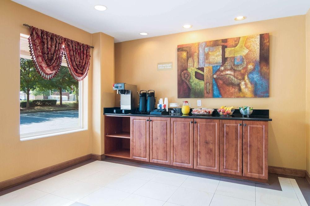 Americas Best Value Inn & Suites Mableton Atlanta photo 27