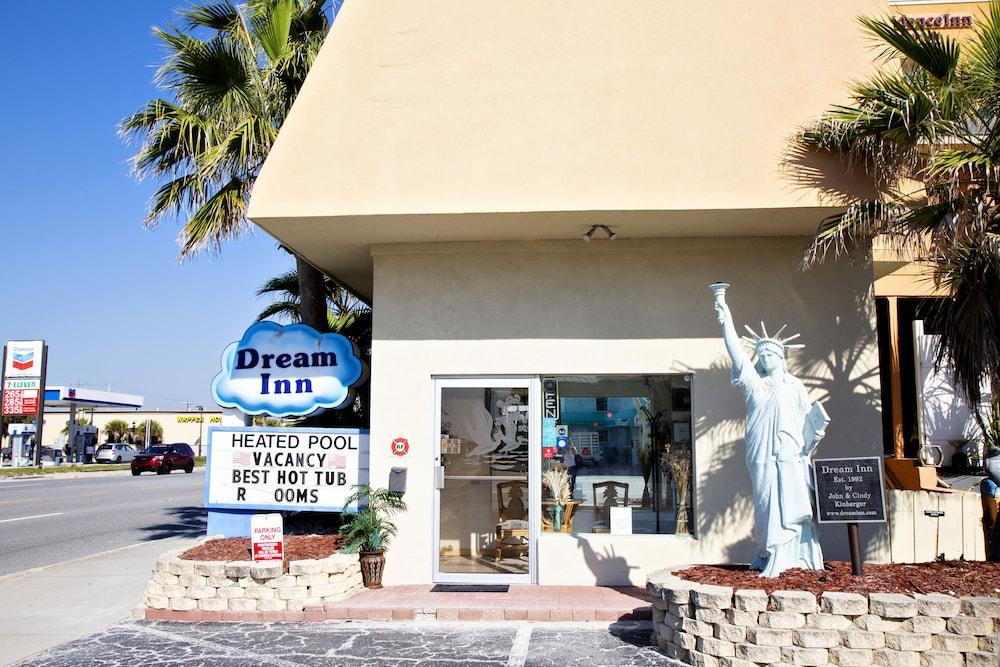 Dream Inn photo 32