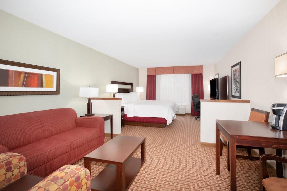 Holiday Inn Express & Suites Gillette by IHG photo 5