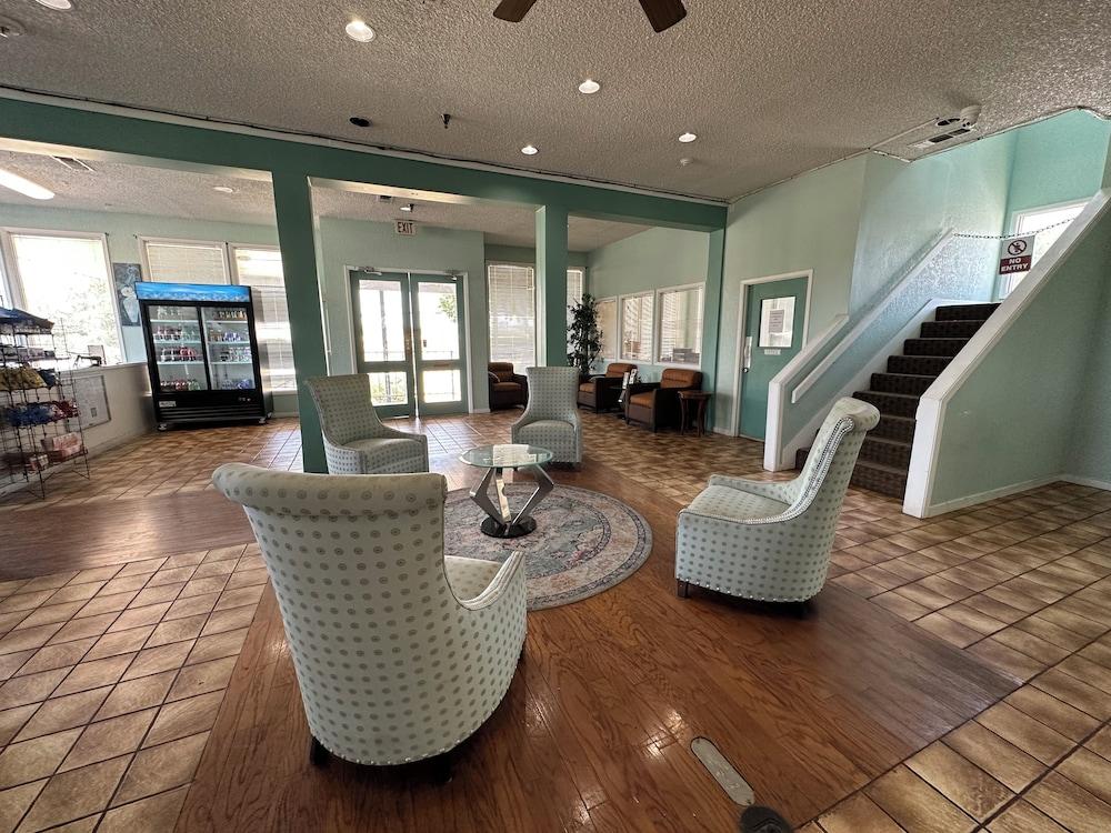 Home Suites Hill Country photo 37