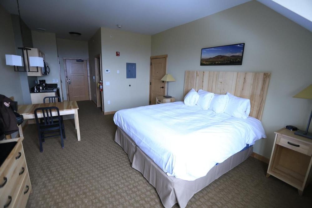 Burke Mountain Hotel & Conference Center photo 9