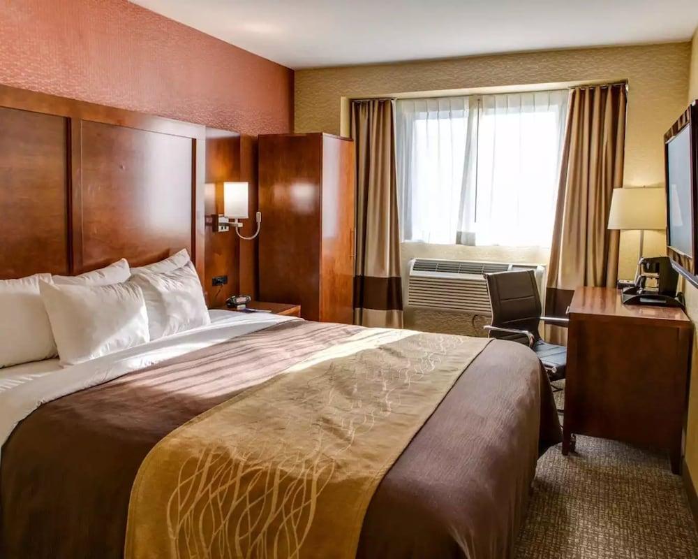 Ramada by Wyndham New York Times Square West photo 3