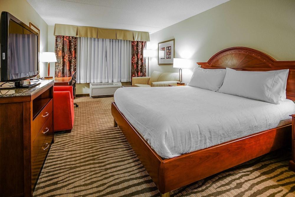 Wyndham Garden Kankakee photo 15