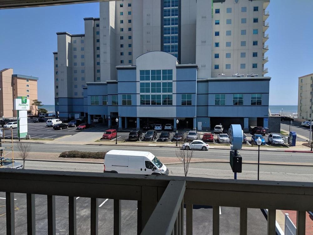 Crystal Sands Motel photo 27