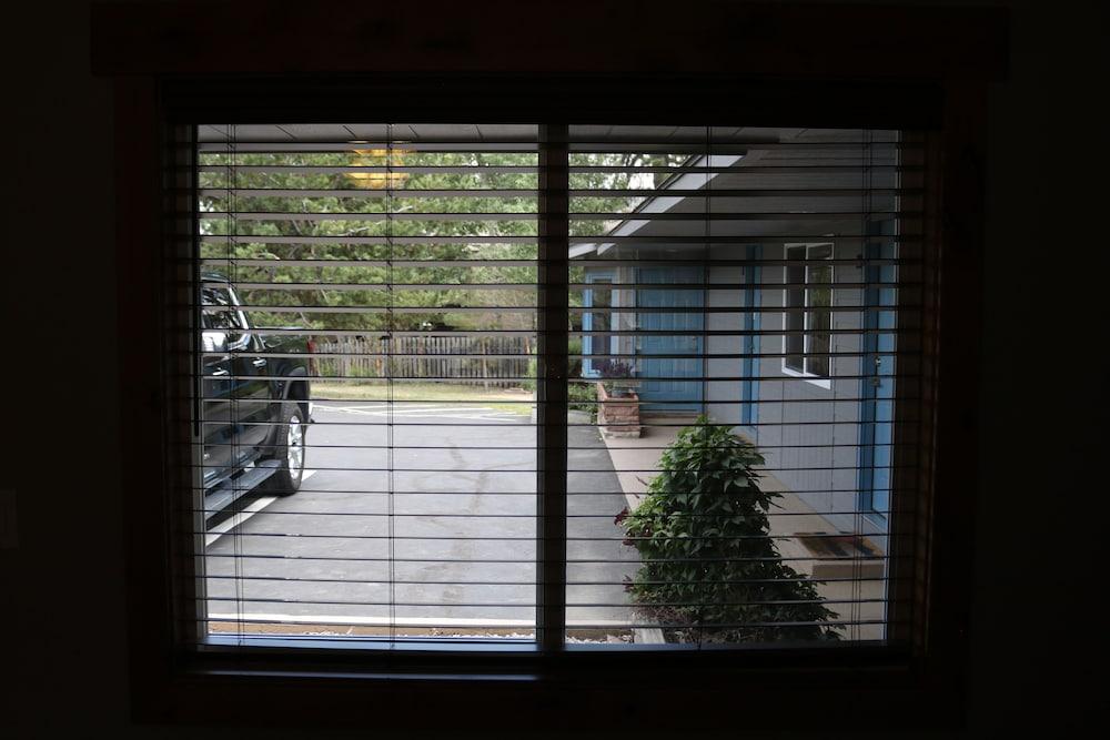 Columbine Inn photo 53