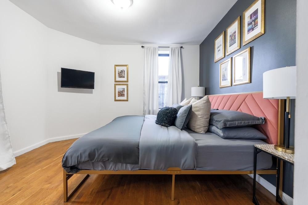 Elegant Harlem Suites photo 3