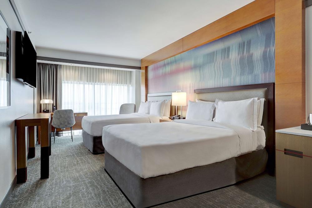 Hilton University of Houston photo 4